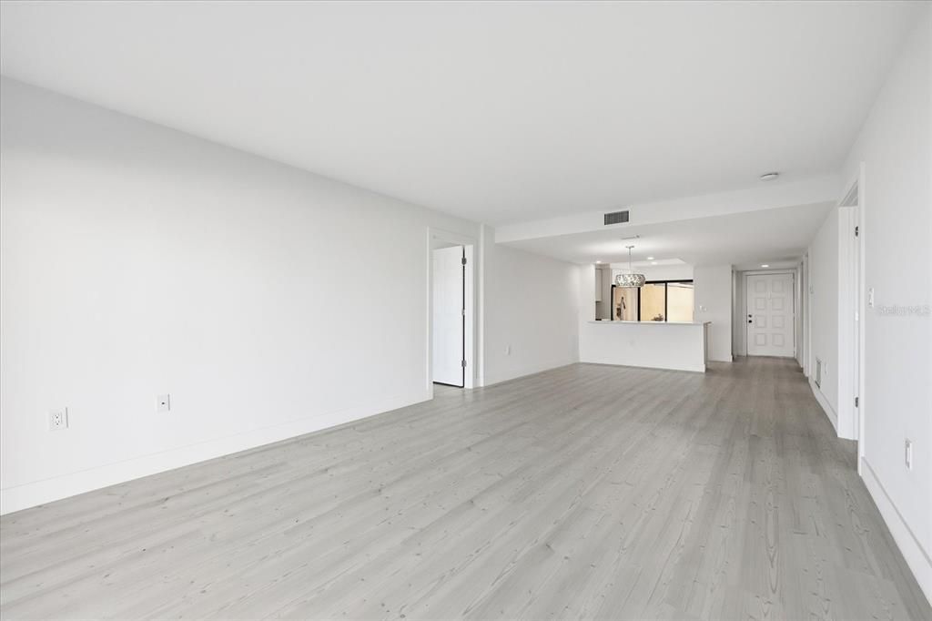 En Venta: $519,000 (2 camas, 2 baños, 1405 Pies cuadrados)