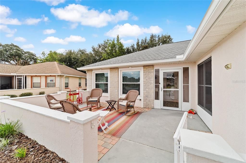 For Sale: $209,900 (2 beds, 2 baths, 1425 Square Feet)