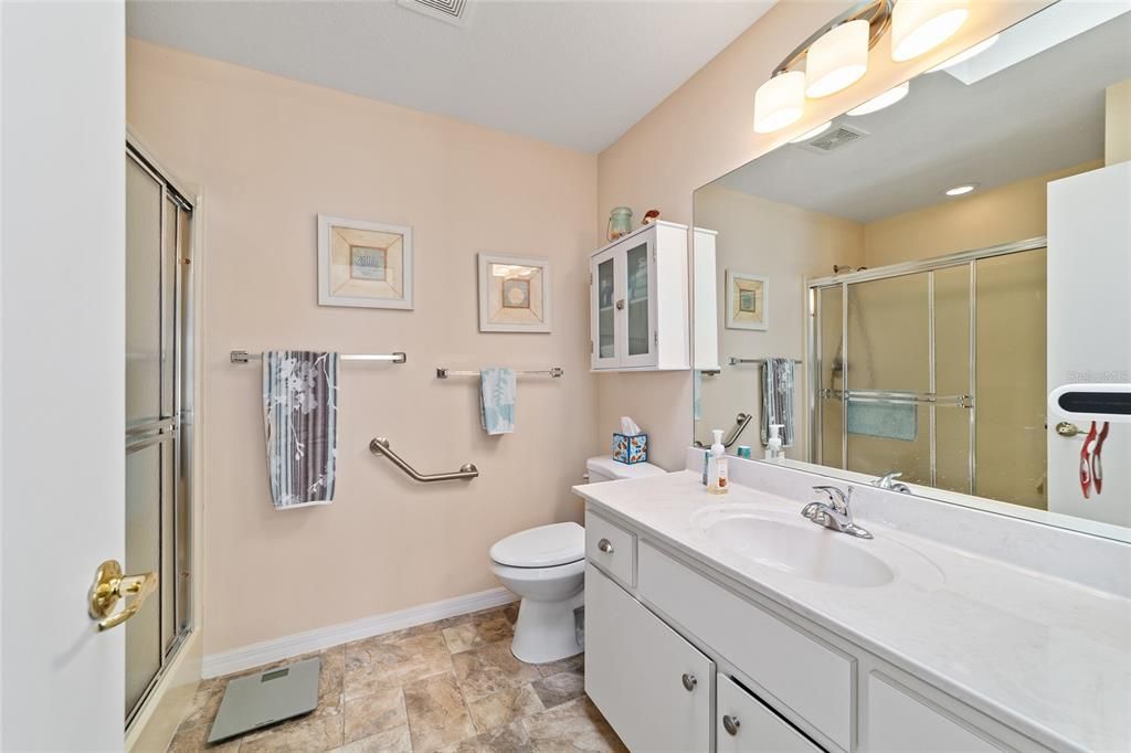 For Sale: $209,900 (2 beds, 2 baths, 1425 Square Feet)