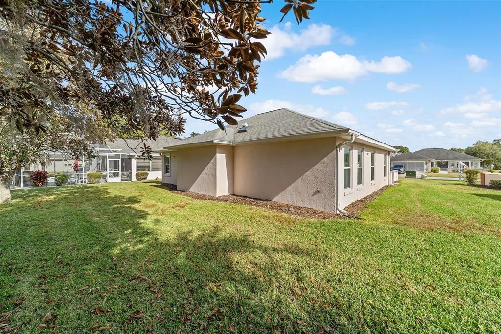 For Sale: $209,900 (2 beds, 2 baths, 1425 Square Feet)