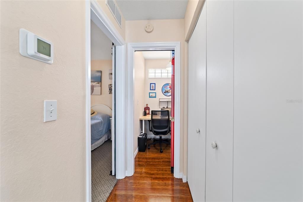 For Sale: $209,900 (2 beds, 2 baths, 1425 Square Feet)