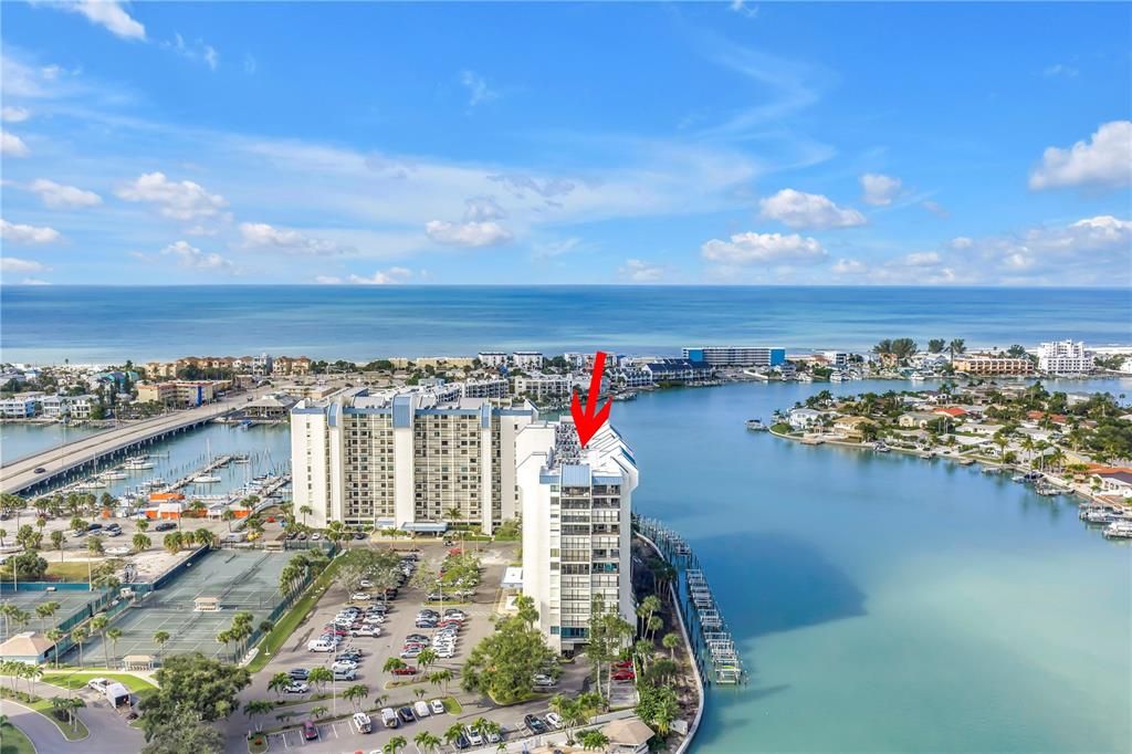 For Sale: $589,900 (2 beds, 2 baths, 1175 Square Feet)