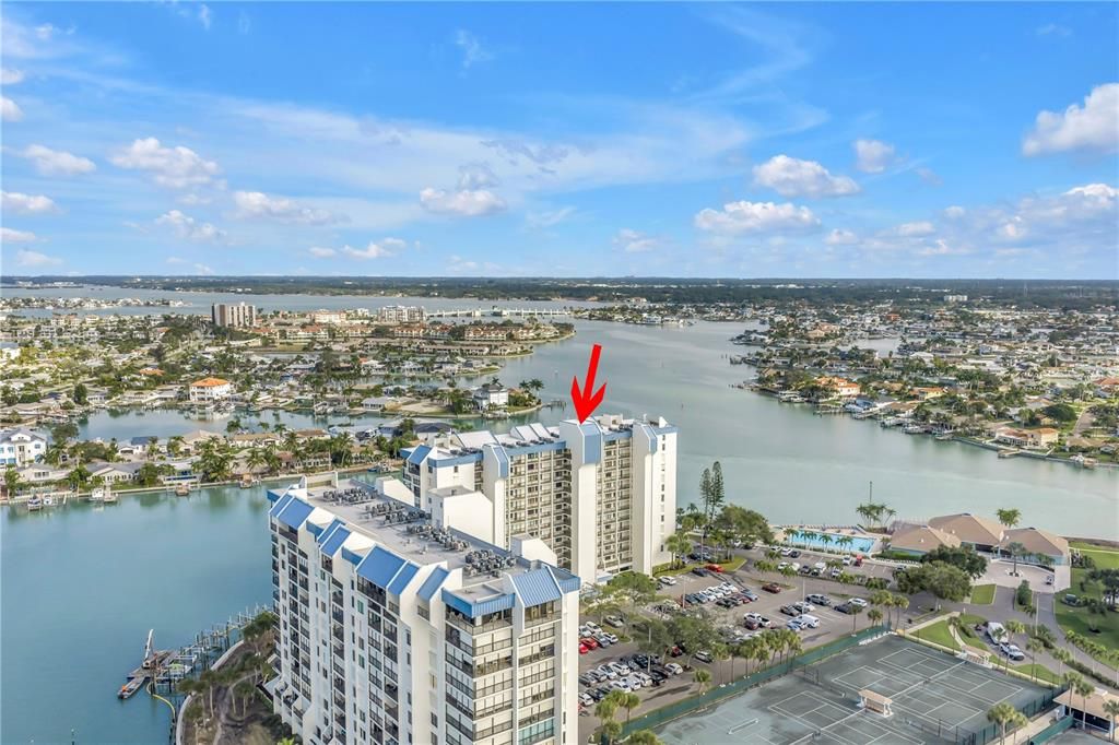 For Sale: $589,900 (2 beds, 2 baths, 1175 Square Feet)