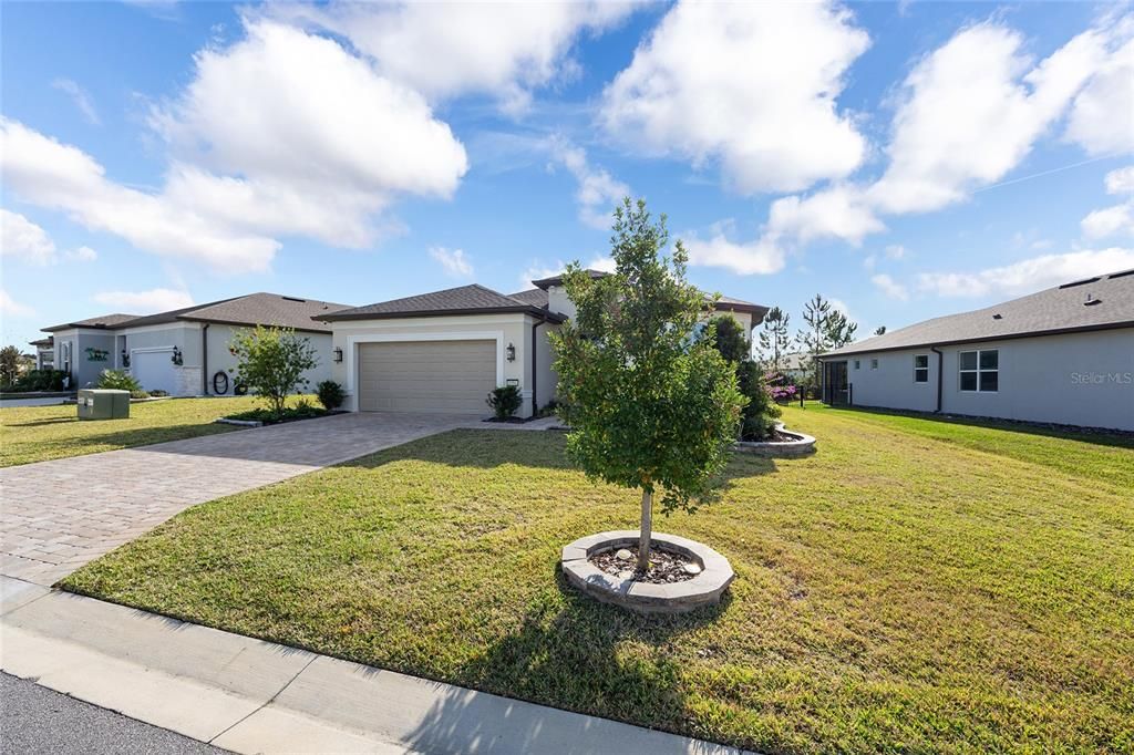 For Sale: $452,500 (3 beds, 2 baths, 2085 Square Feet)