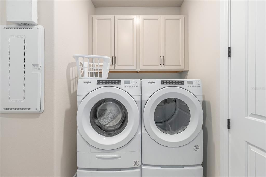 For Sale: $452,500 (3 beds, 2 baths, 2085 Square Feet)