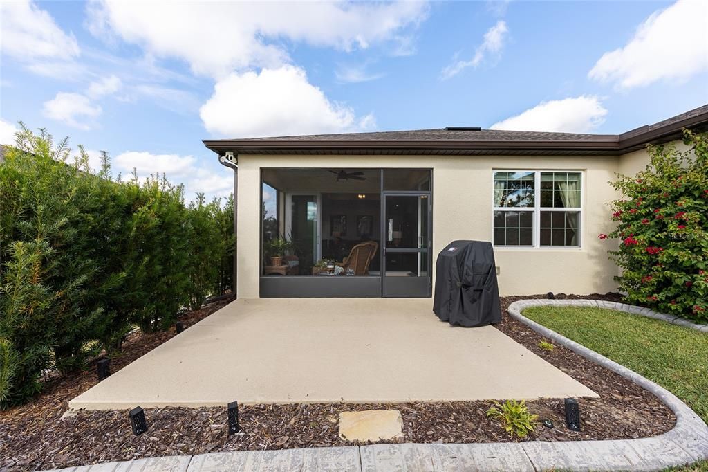 For Sale: $452,500 (3 beds, 2 baths, 2085 Square Feet)