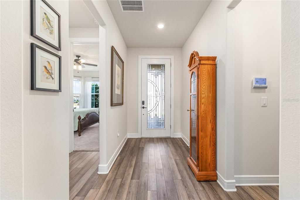 For Sale: $452,500 (3 beds, 2 baths, 2085 Square Feet)