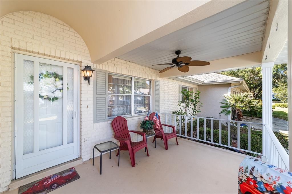 For Sale: $165,000 (2 beds, 2 baths, 1480 Square Feet)