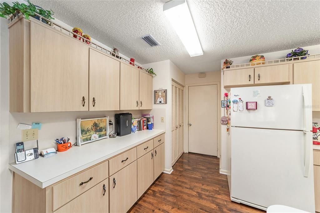 For Sale: $165,000 (2 beds, 2 baths, 1480 Square Feet)