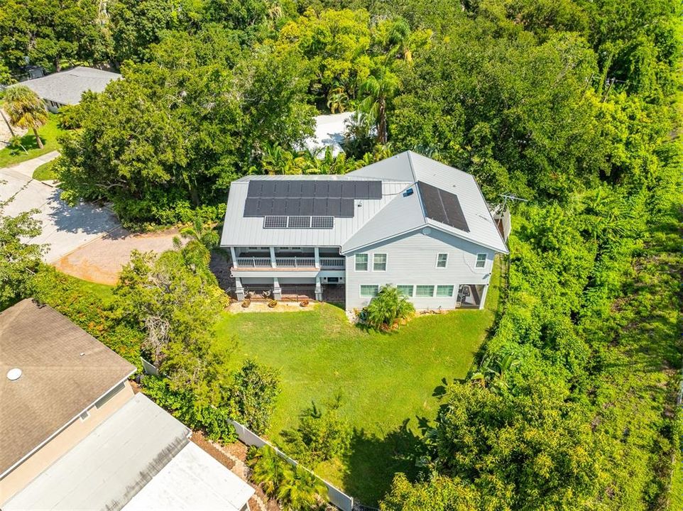 En Venta: $879,000 (4 camas, 2 baños, 3072 Pies cuadrados)