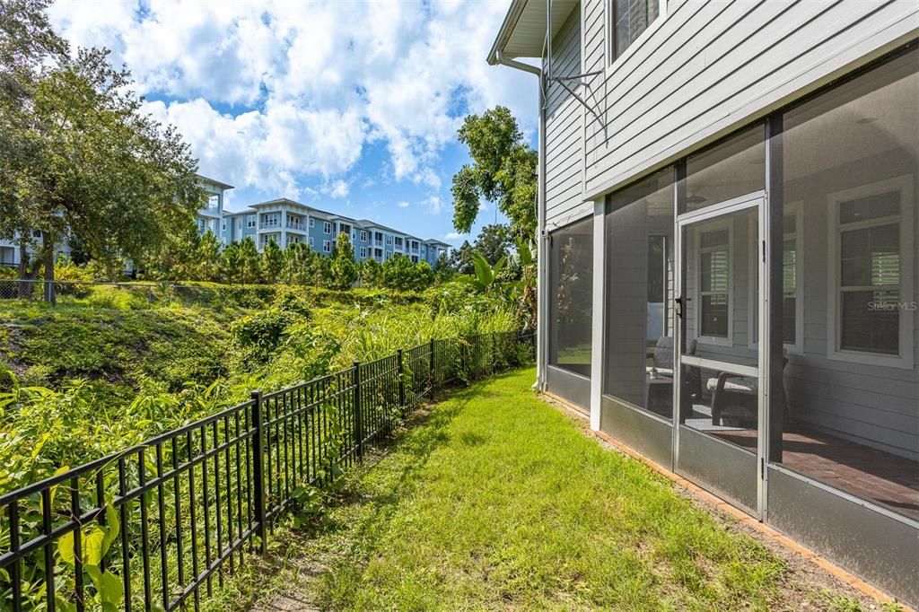 En Venta: $879,000 (4 camas, 2 baños, 3072 Pies cuadrados)