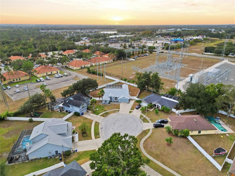 En Venta: $625,000 (5 camas, 4 baños, 2521 Pies cuadrados)