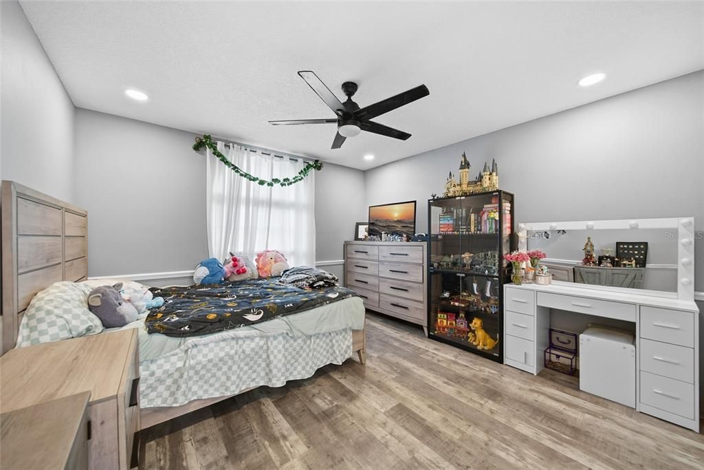 En Venta: $625,000 (5 camas, 4 baños, 2521 Pies cuadrados)