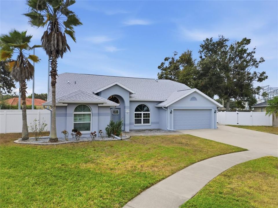 En Venta: $625,000 (5 camas, 4 baños, 2521 Pies cuadrados)