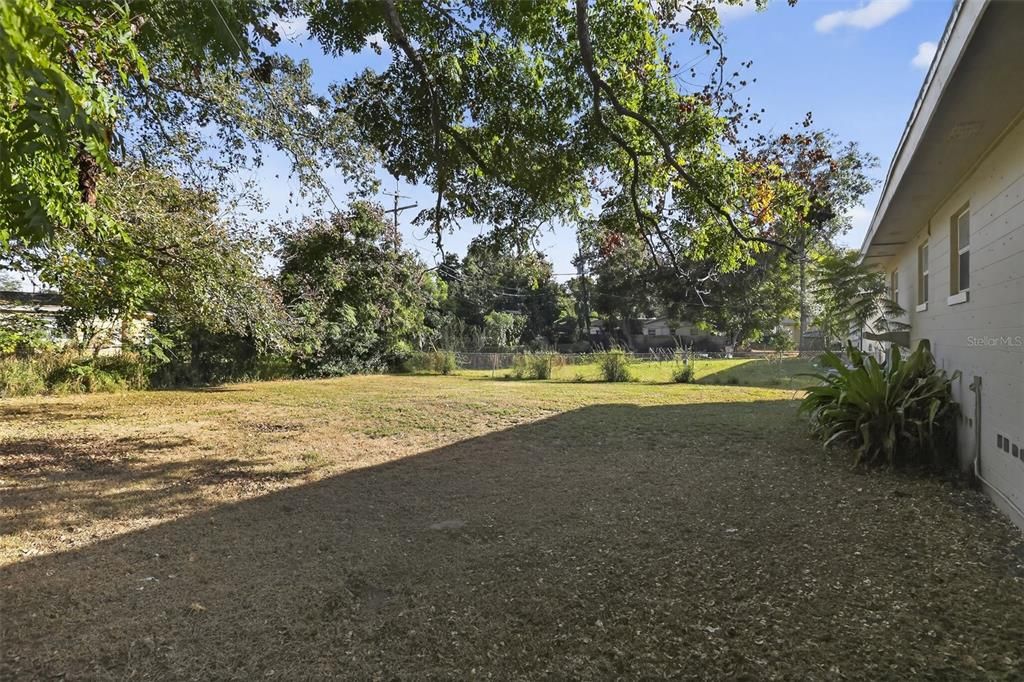 For Sale: $279,900 (3 beds, 2 baths, 1257 Square Feet)