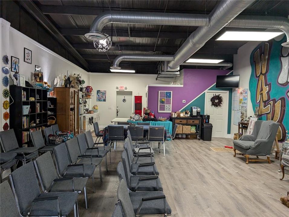 待售: $33,600 (0 贝兹, 0 浴室, 3717 平方英尺)