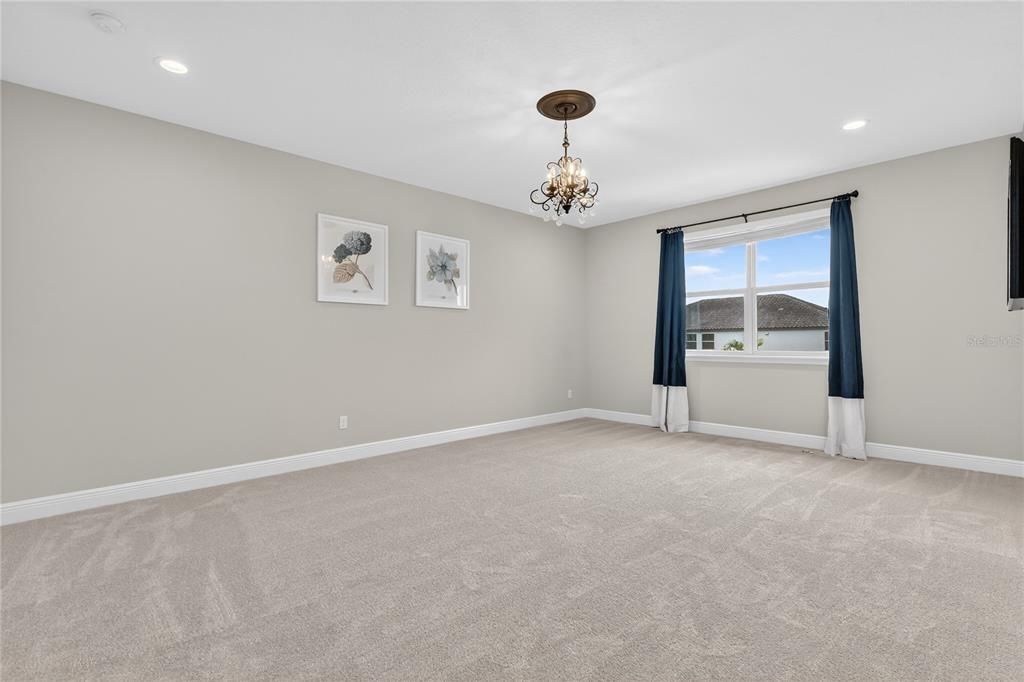 待售: $1,600,000 (6 贝兹, 5 浴室, 5177 平方英尺)