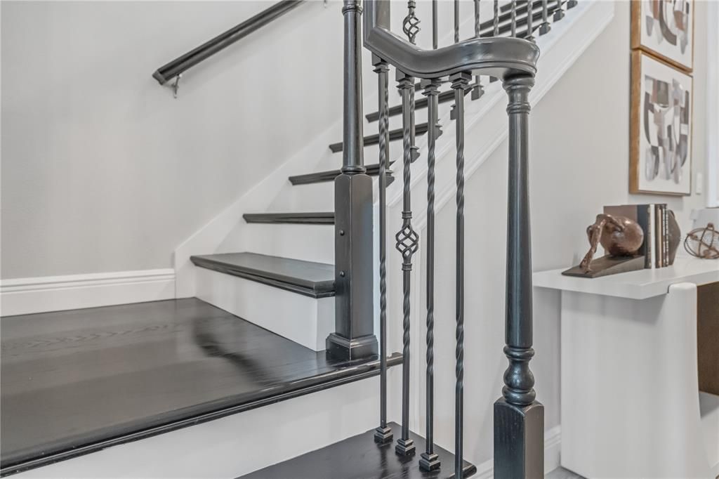 待售: $1,600,000 (6 贝兹, 5 浴室, 5177 平方英尺)