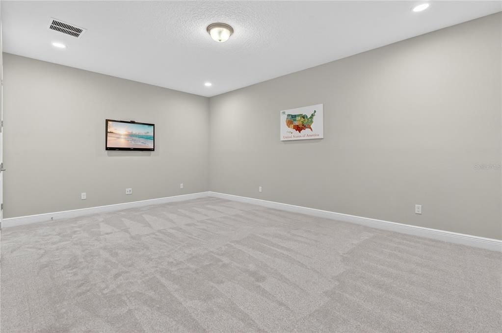 待售: $1,600,000 (6 贝兹, 5 浴室, 5177 平方英尺)