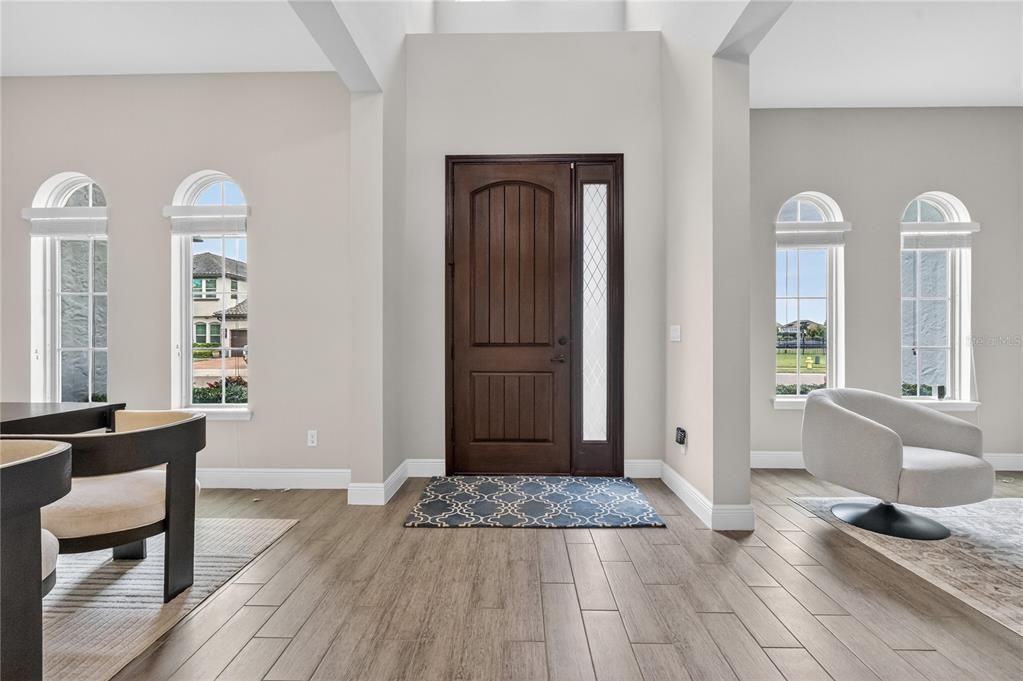 待售: $1,600,000 (6 贝兹, 5 浴室, 5177 平方英尺)