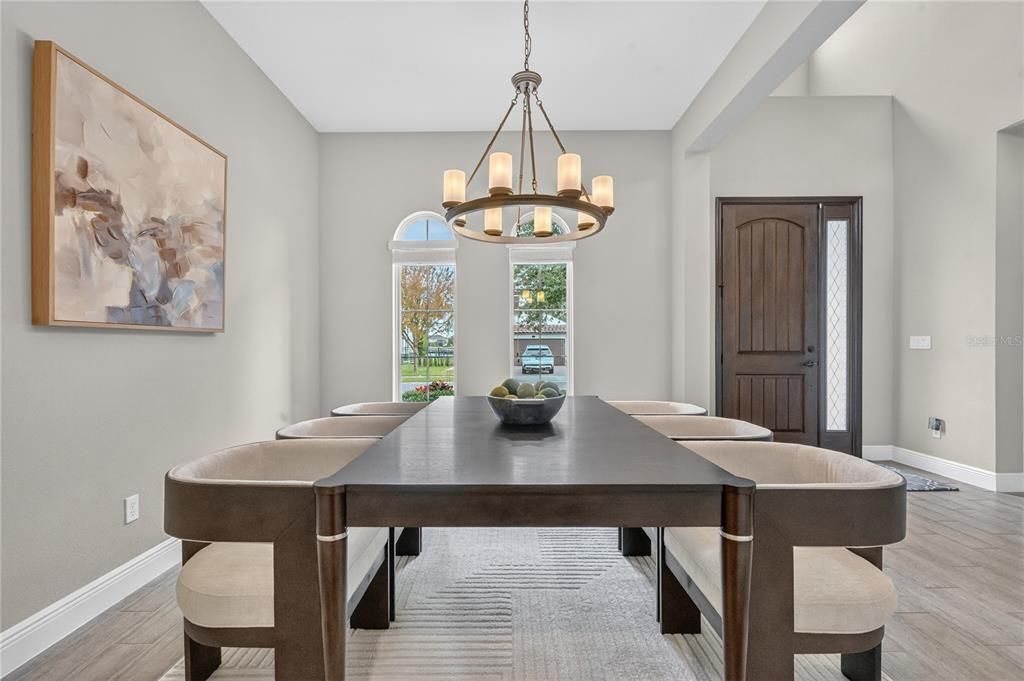 待售: $1,600,000 (6 贝兹, 5 浴室, 5177 平方英尺)