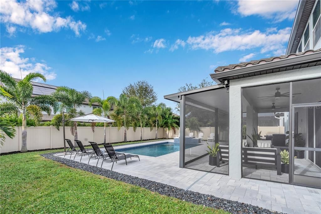 待售: $1,600,000 (6 贝兹, 5 浴室, 5177 平方英尺)