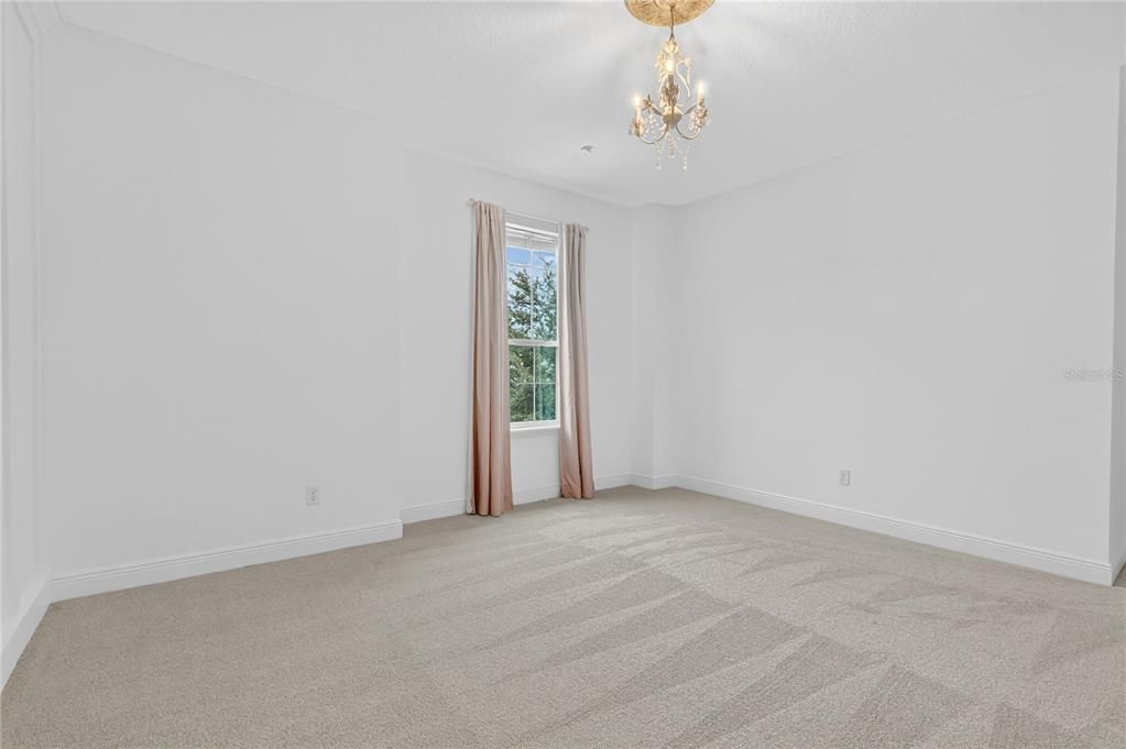 待售: $1,600,000 (6 贝兹, 5 浴室, 5177 平方英尺)