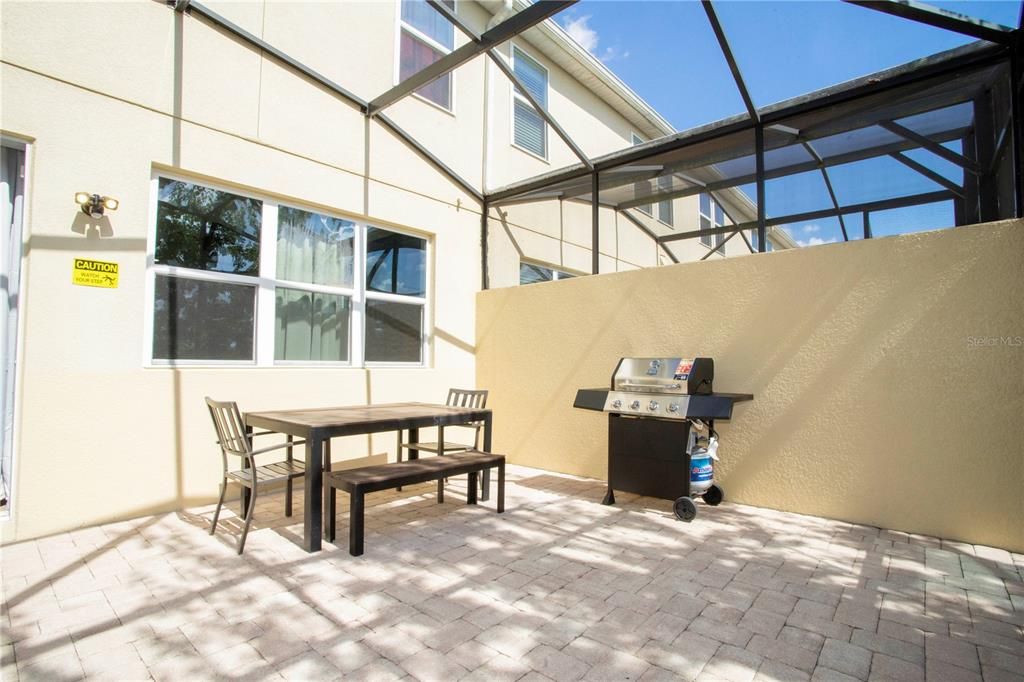 For Rent: $2,600 (4 beds, 3 baths, 1637 Square Feet)