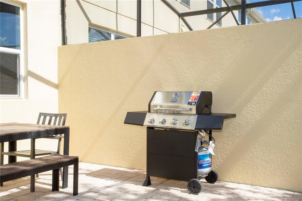 For Rent: $2,600 (4 beds, 3 baths, 1637 Square Feet)