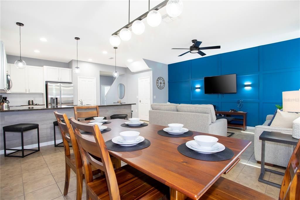 For Rent: $2,600 (4 beds, 3 baths, 1637 Square Feet)