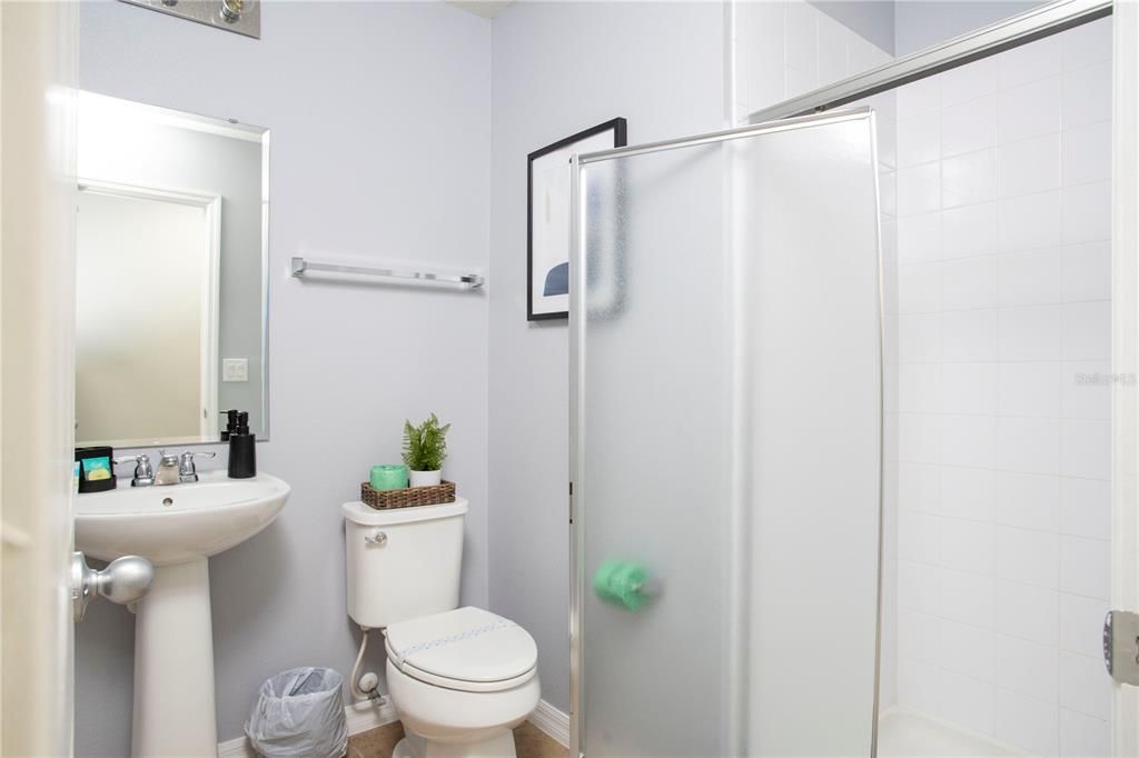 For Rent: $2,600 (4 beds, 3 baths, 1637 Square Feet)