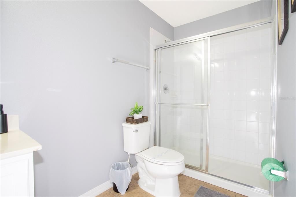 For Rent: $2,600 (4 beds, 3 baths, 1637 Square Feet)