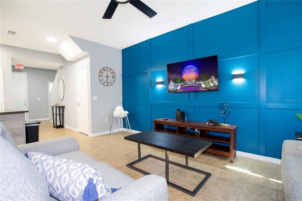 For Rent: $2,600 (4 beds, 3 baths, 1637 Square Feet)