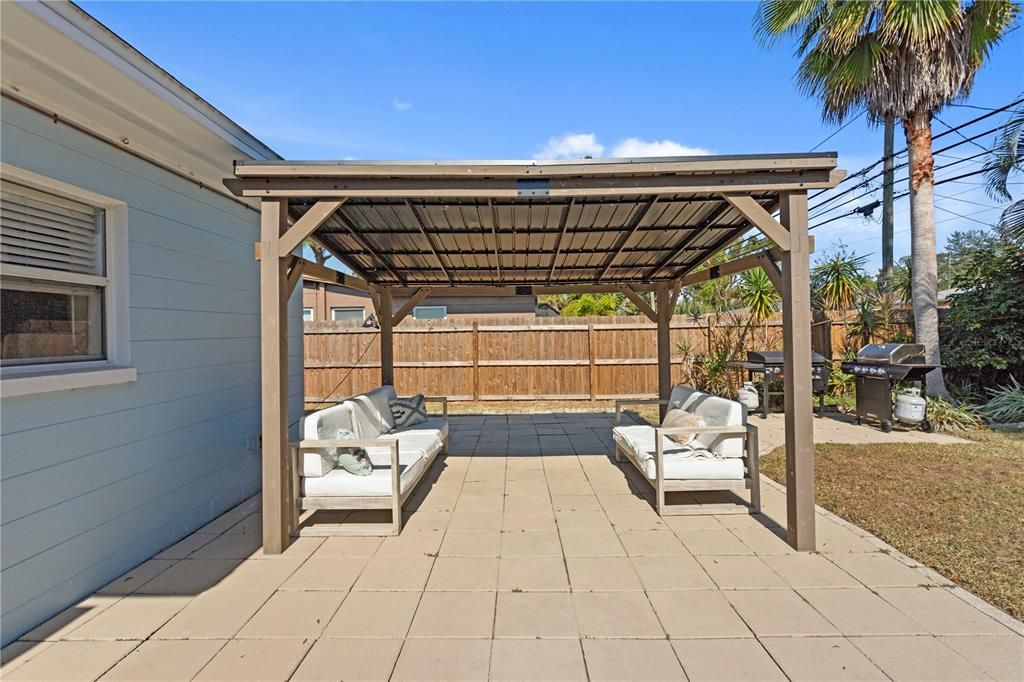 待售: $449,900 (3 贝兹, 2 浴室, 1199 平方英尺)