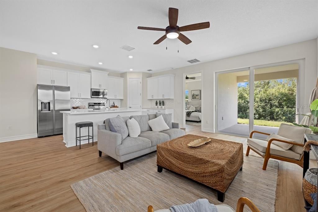 For Rent: $2,425 (4 beds, 3 baths, 1990 Square Feet)