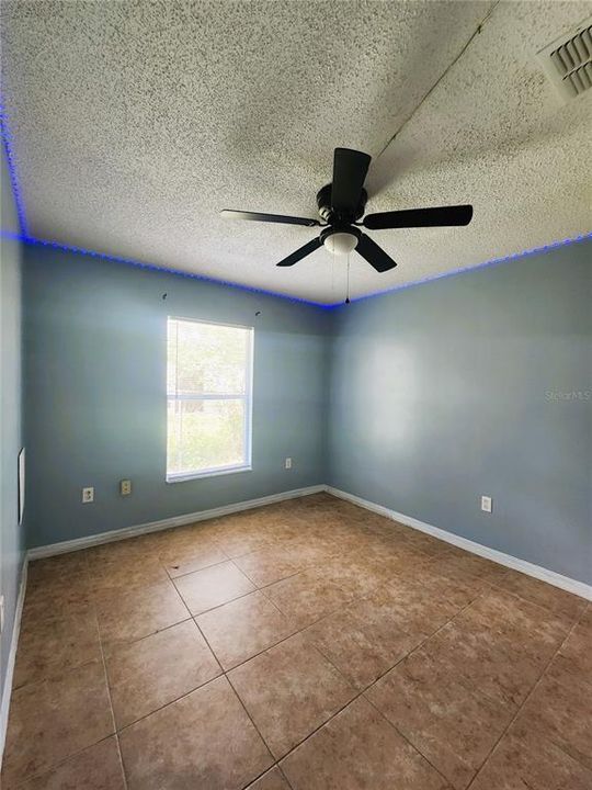 For Rent: $1,649 (3 beds, 2 baths, 1285 Square Feet)