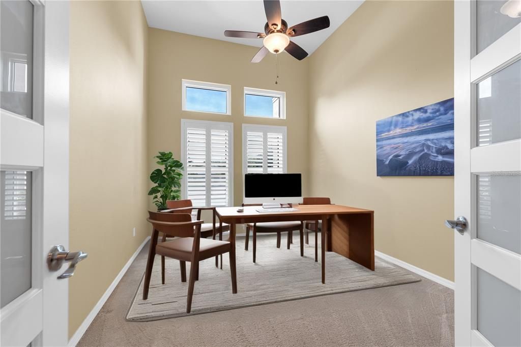 En Venta: $895,000 (4 camas, 3 baños, 3055 Pies cuadrados)