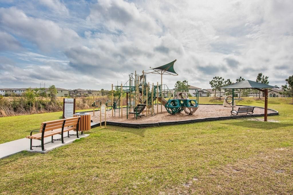 待售: $395,000 (4 贝兹, 2 浴室, 2266 平方英尺)