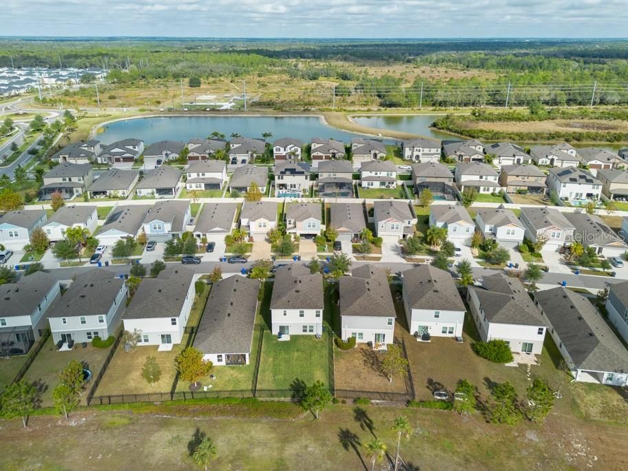 待售: $395,000 (4 贝兹, 2 浴室, 2266 平方英尺)