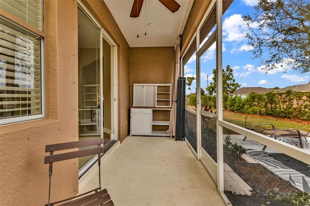 En Venta: $428,400 (3 camas, 2 baños, 2221 Pies cuadrados)