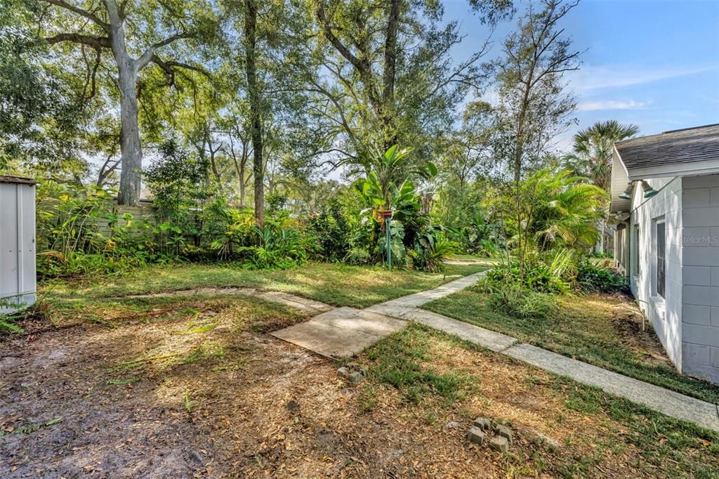 For Sale: $324,900 (3 beds, 2 baths, 1378 Square Feet)