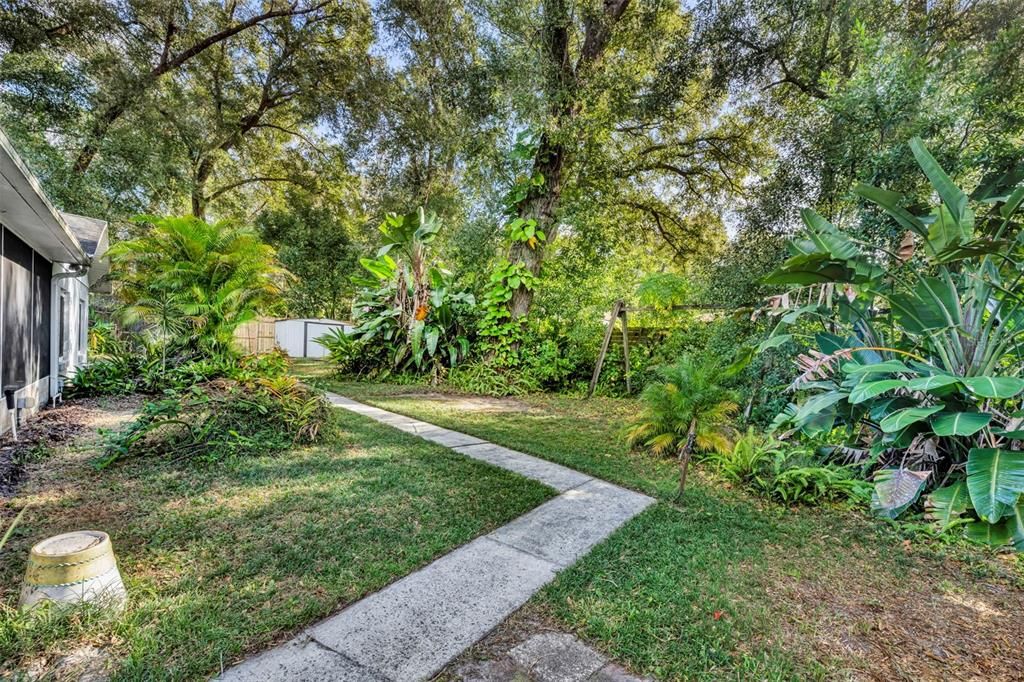 For Sale: $324,900 (3 beds, 2 baths, 1378 Square Feet)