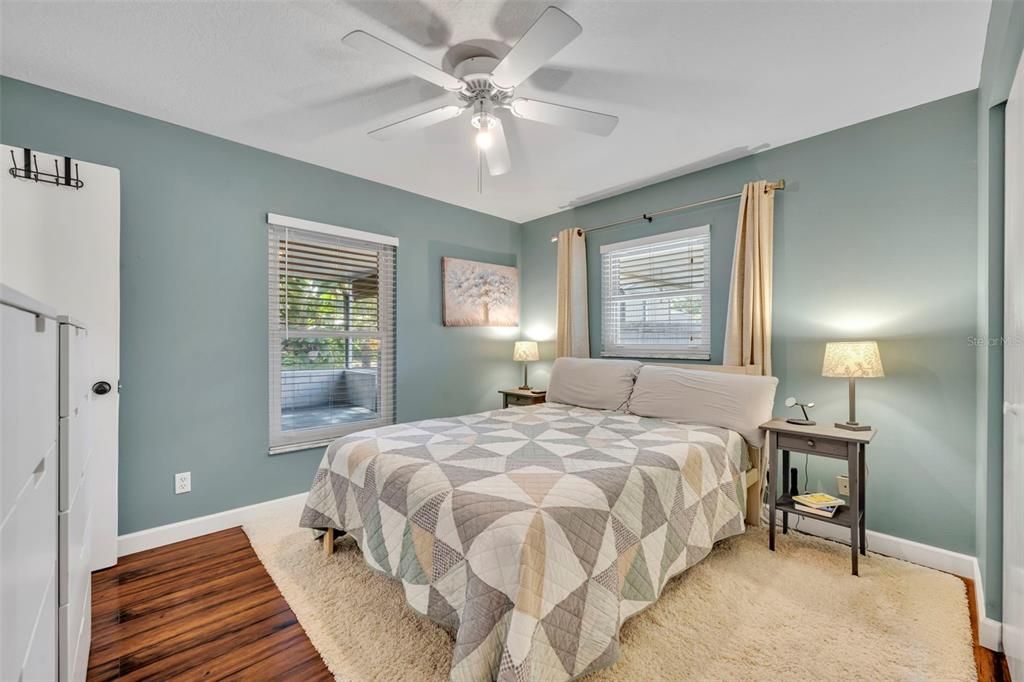 For Sale: $324,900 (3 beds, 2 baths, 1378 Square Feet)