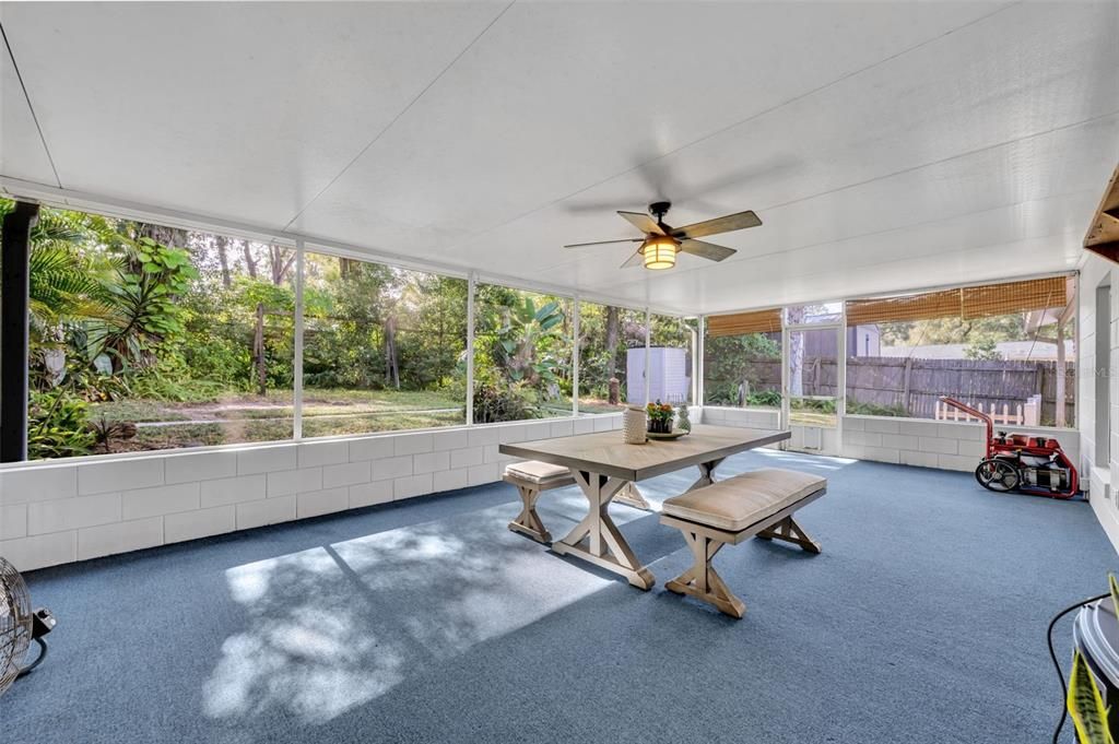 For Sale: $324,900 (3 beds, 2 baths, 1378 Square Feet)