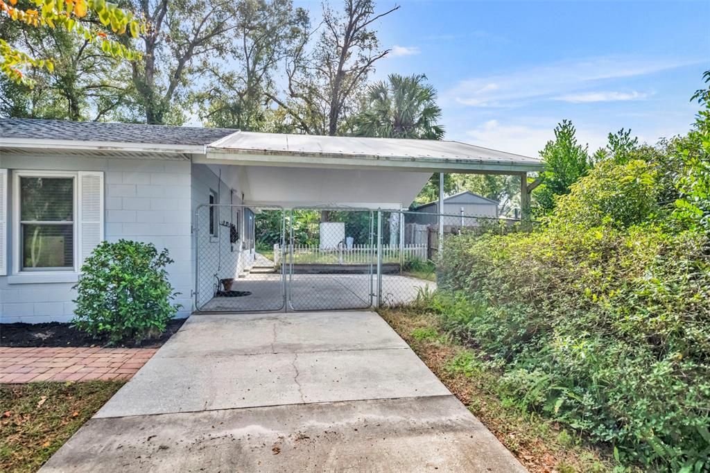 For Sale: $324,900 (3 beds, 2 baths, 1378 Square Feet)