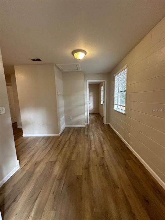 En Renta: $1,600 (3 camas, 1 baños, 1042 Pies cuadrados)