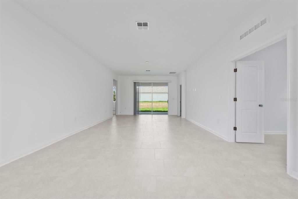 出租: $2,350 (3 贝兹, 2 浴室, 1850 平方英尺)