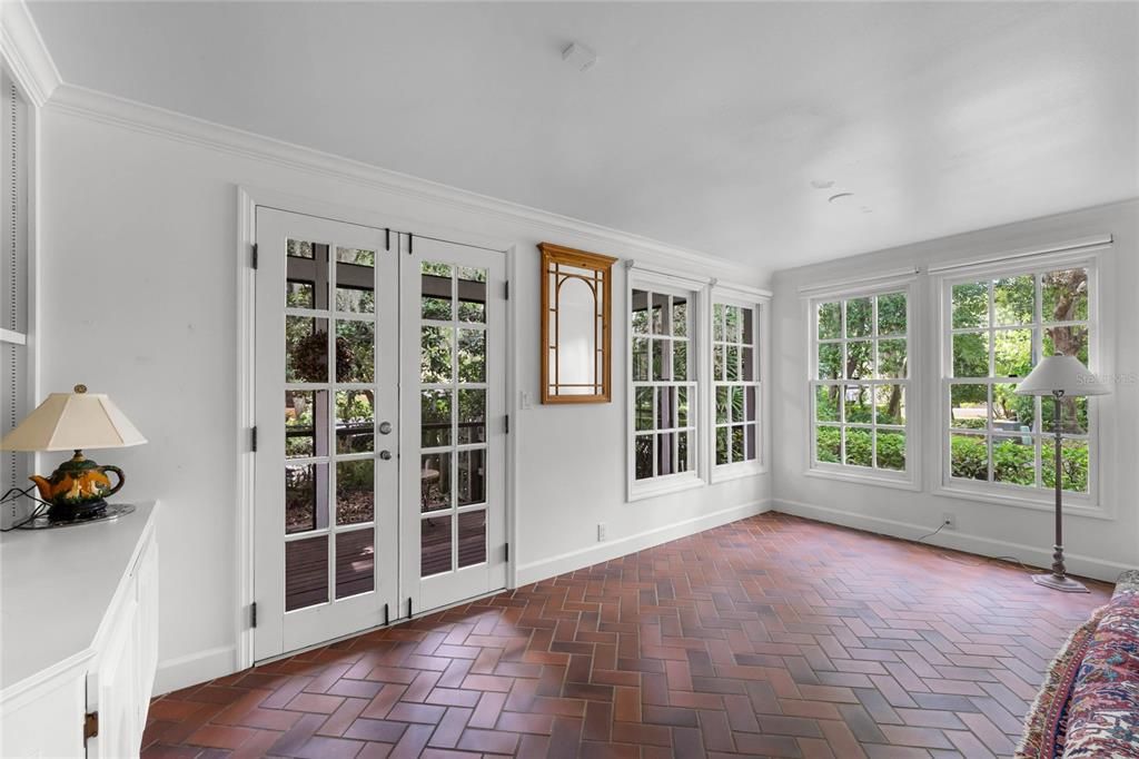 В аренду: $3,600 (2 спален, 2 ванн, 1393 Квадратных фут)