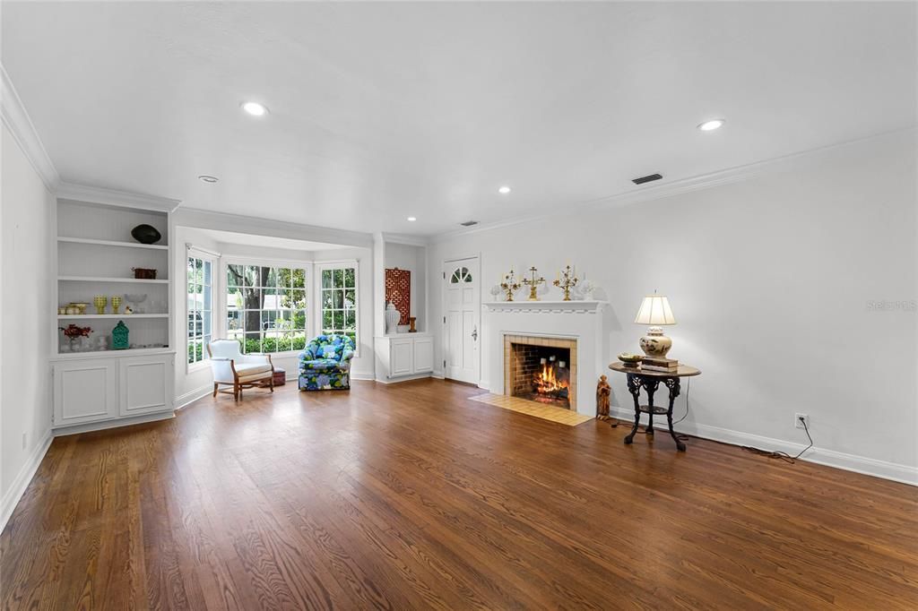 В аренду: $3,600 (2 спален, 2 ванн, 1393 Квадратных фут)