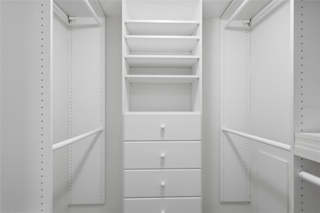 For Rent: $9,400 (2 beds, 2 baths, 1364 Square Feet)